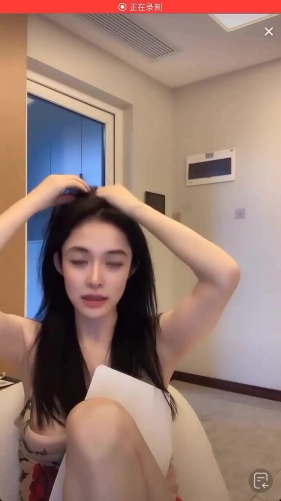 Viral Terbaru 2025 Indo Tante Lagi Bersenang senang Sama Brondongnya Top Global