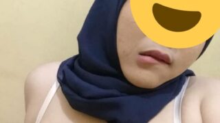 Indo Terbaru Viral Tante Jilbab Malu Malu Tapi Lama Lama Menikmatinya Top Trending Global 1 Yandex New